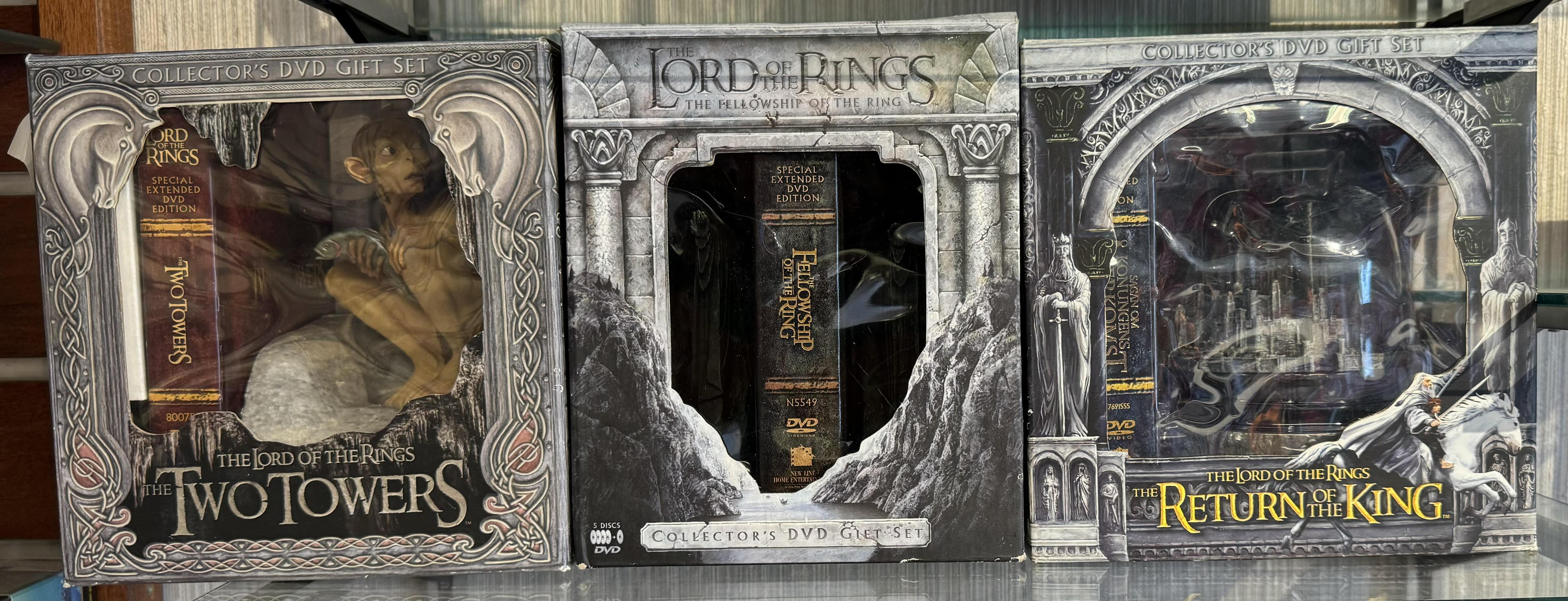 Lord of the Rings DVD & Figure Collection